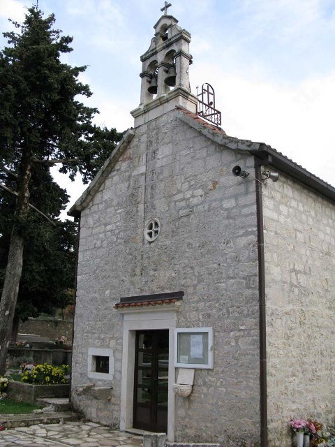 Kerk van de h johannes de doper bristivica