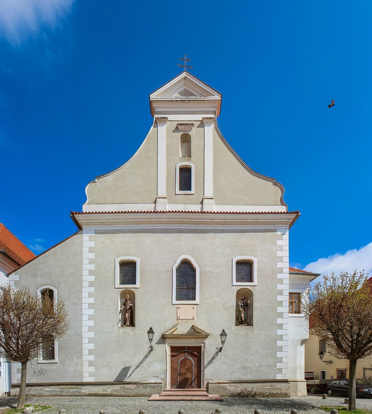 Kerk van het h kruis met klooster osijek
